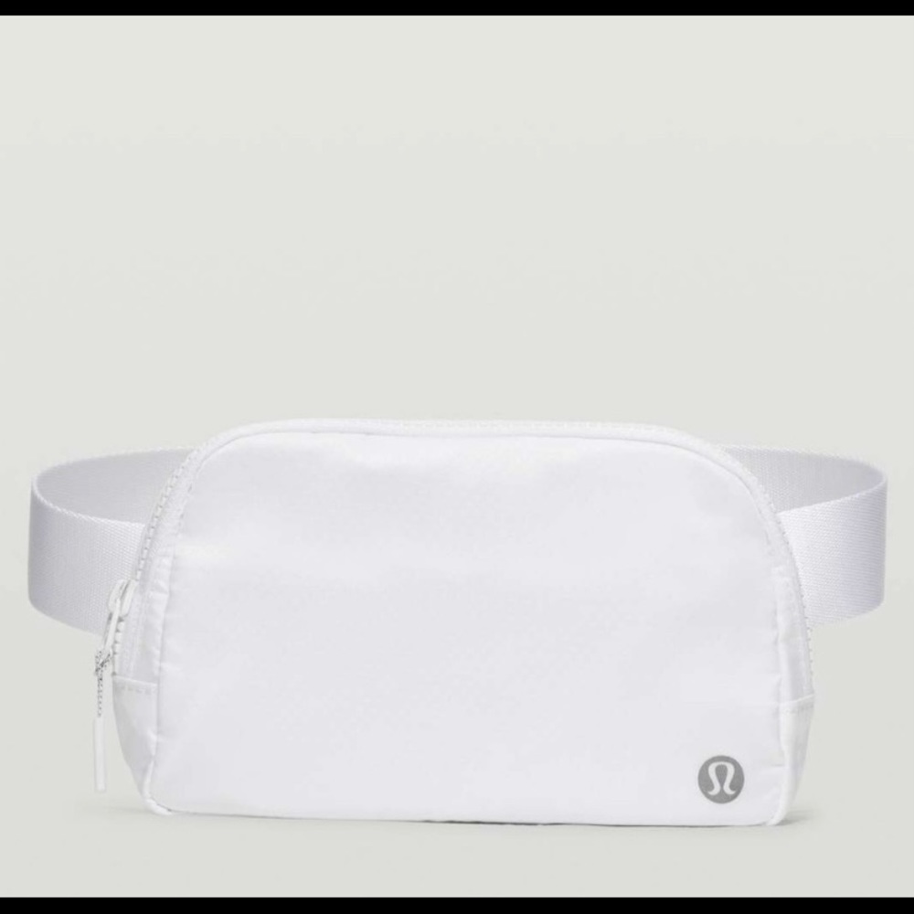 Everywhere Belt Bag